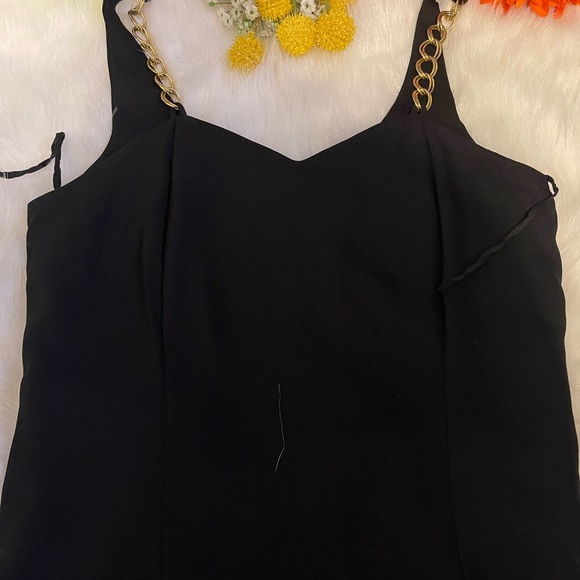 Long dress with side slit - Picture 3 of 3